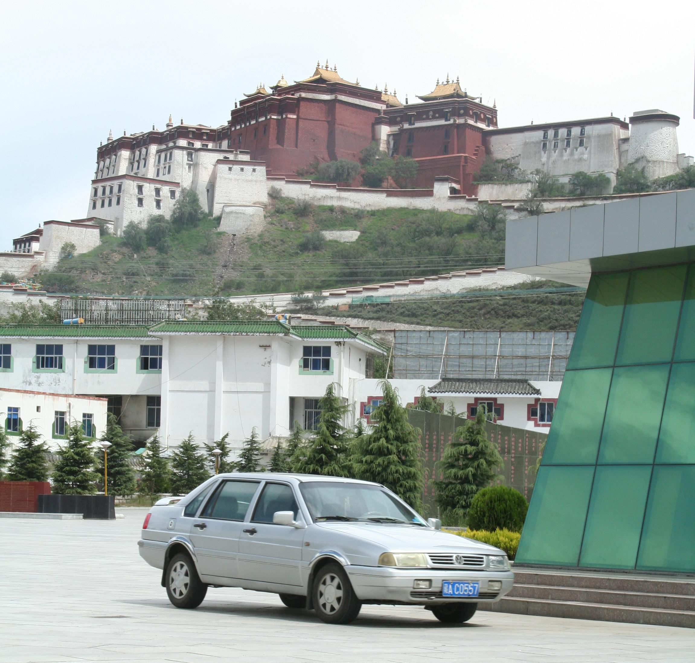 Potala with foreground